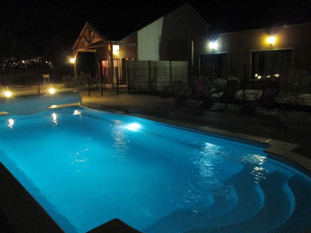 Les Abris Du Chateau Mer Habitación foto